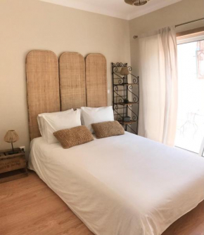 Cosy room with bathroom and private access